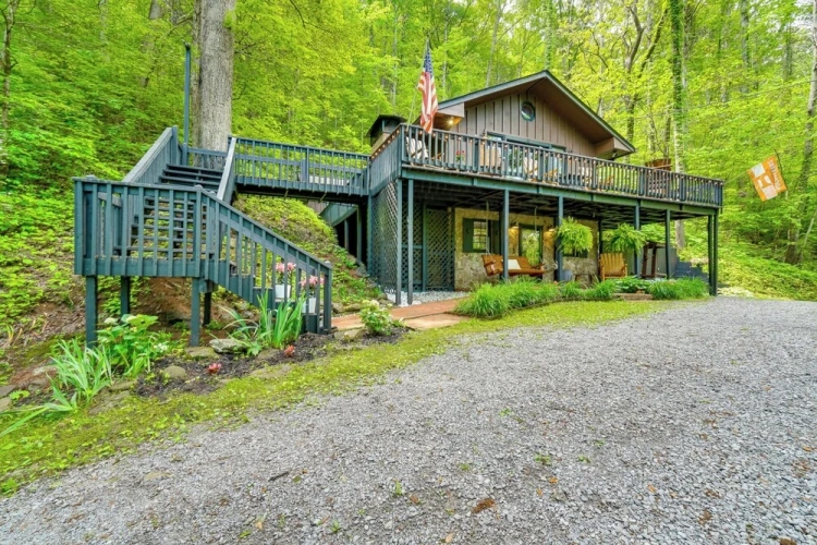 2 Bedrooms Cottage