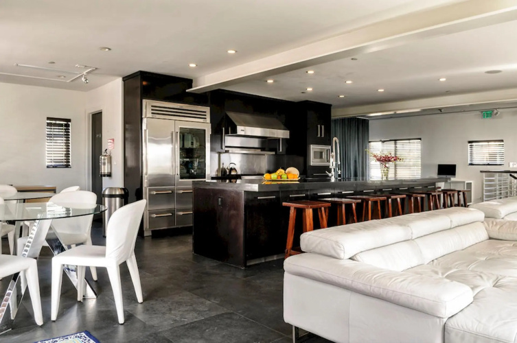Posh South Beach Hostel photo 12