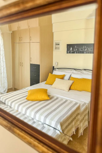Filiatra Cozy Central Gem With Balcony