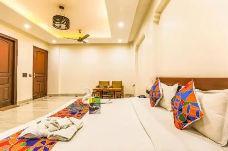 OYO 7785 Kumar Residency