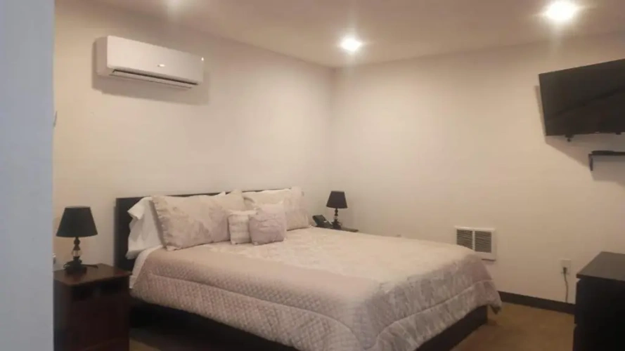 Deluxe Double Suite