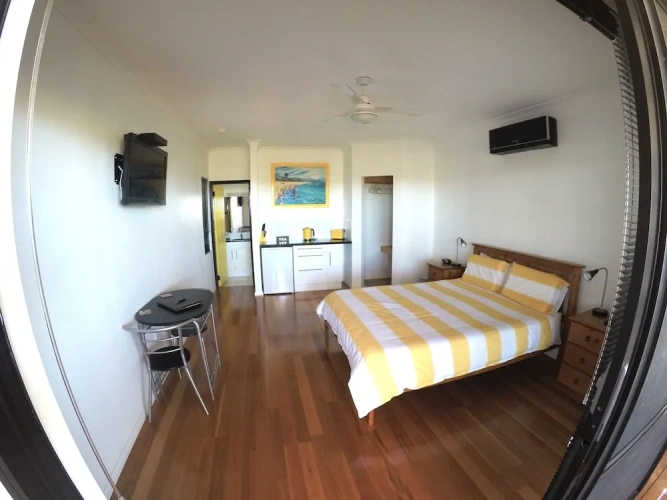 Standard room with balcony and with sea view