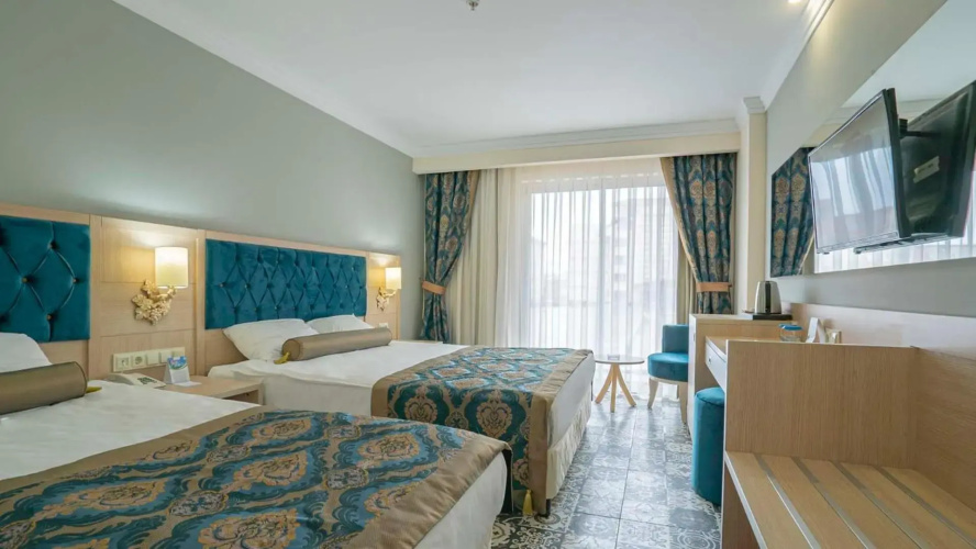 Dream World Palace Hotel