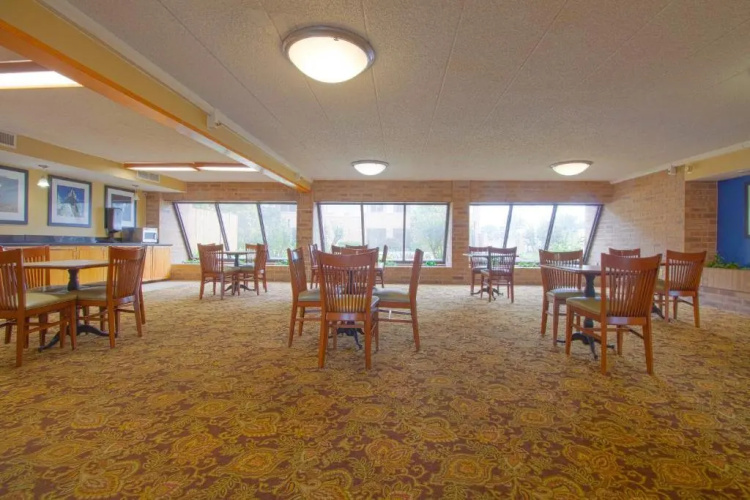 Tulsa Square Hotel Central, I-44 By Oyo photo 16