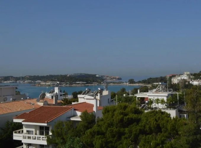 Apartment with sea view