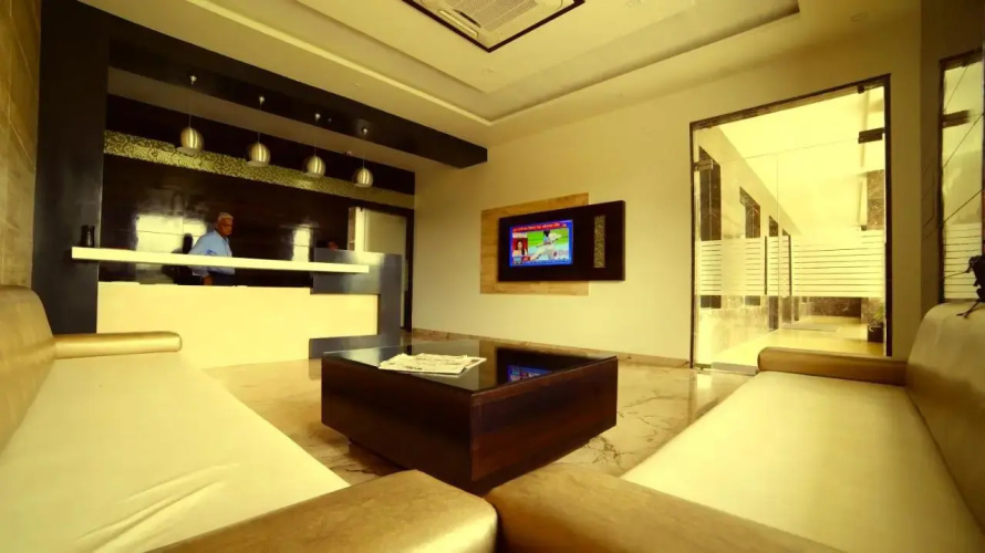 Love Kush Hotel