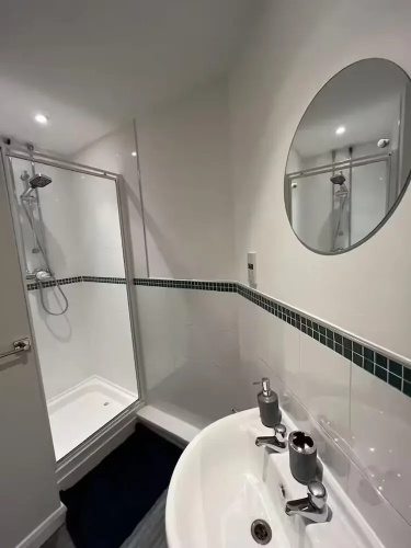 Spacious Comfortable Central Derby 2-bed Apartment