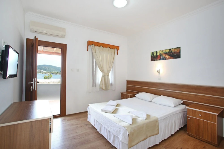 Velena Hotel