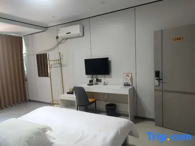 Xinhua Heping Hotel