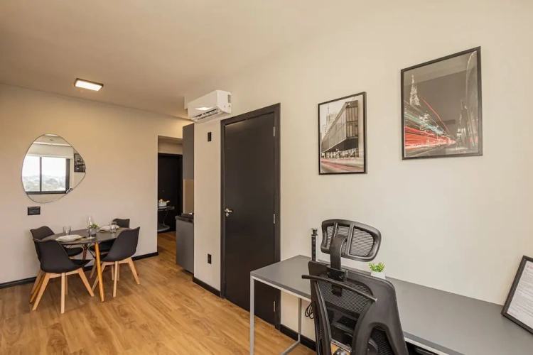 Business Studio with city view