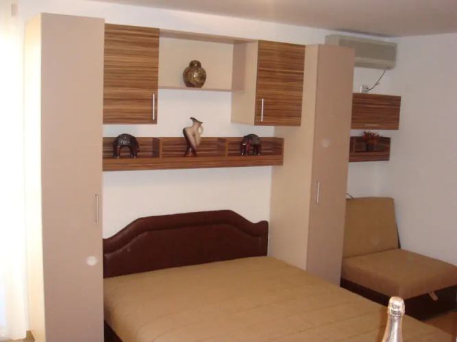 Azzuro Apartments