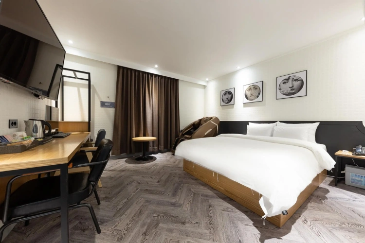 Luxury room