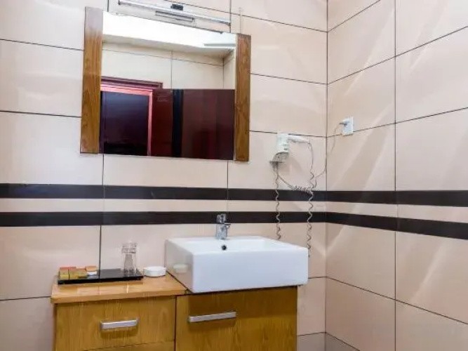 Yijia Business Hostel