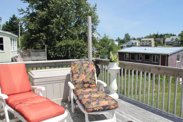 Sal's Bed & Breakfast by the Sea