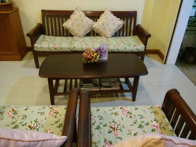 Pranang Flora House