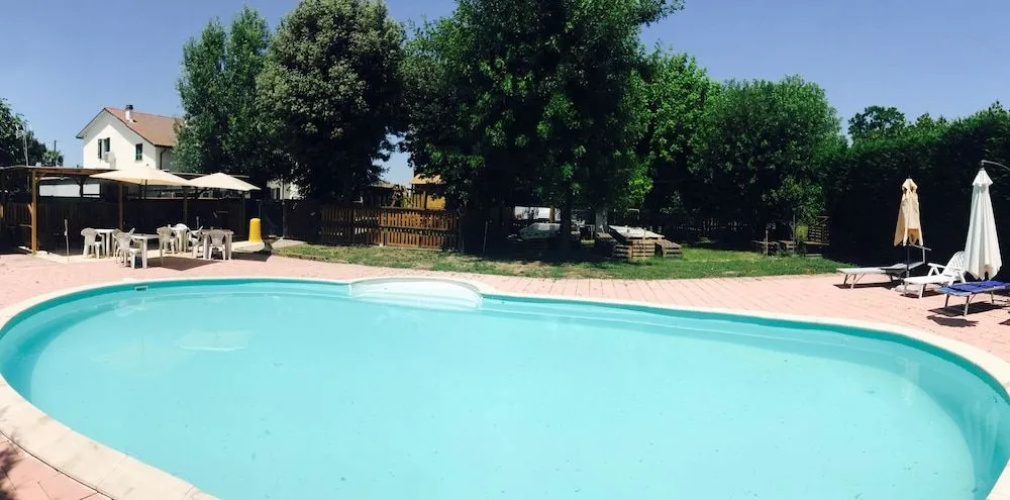 B&B polepole
