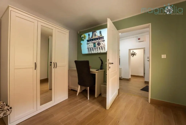 2 Bedrooms Apartment