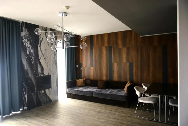 Silver Mountain Deluxe Suite B10