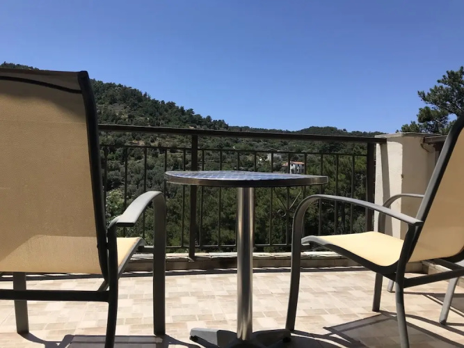 Despina studios and rooms