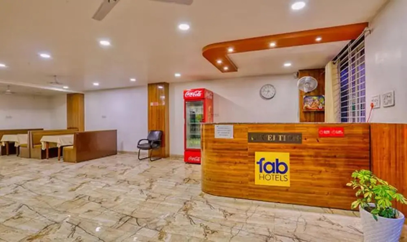 FabHotel Ten Eleven Grand