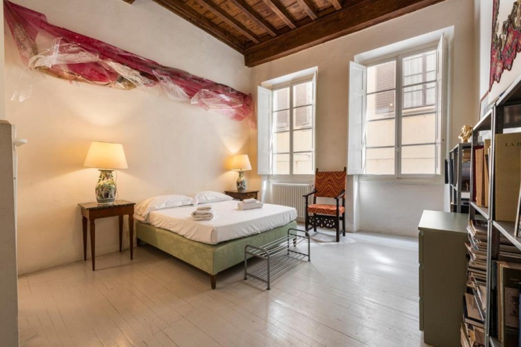 3 Bedrooms Apartment