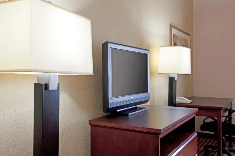 Holiday Inn Express  Suites Amarillo South