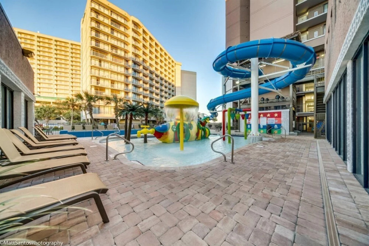 Escape to Grand Cayman Resort 559