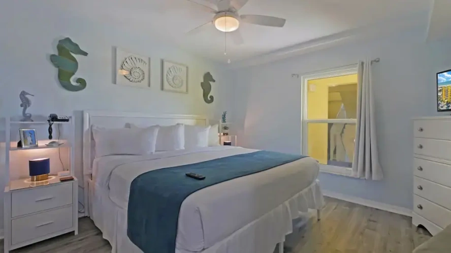 1 Bedroom Premium room with balcony and with bay view