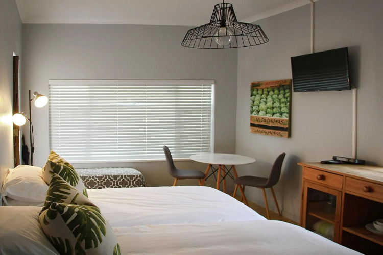 Olive tree private rooms in Stellenbosch