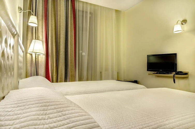 Hotel Capitol