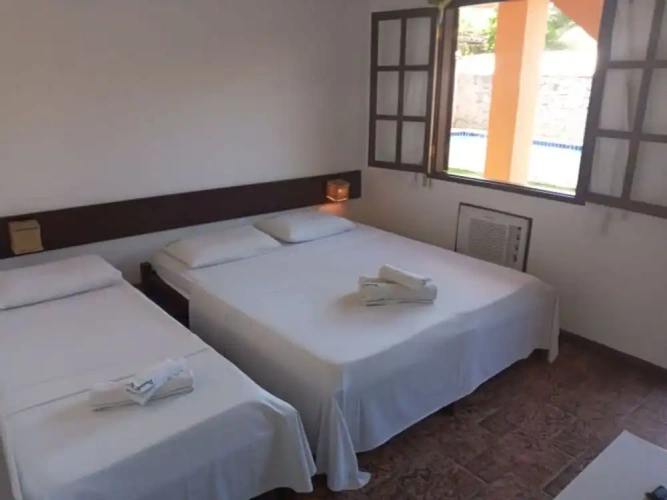 Standard Triple room