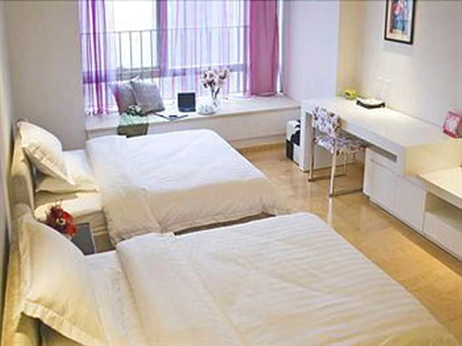 China Dragon Hotel