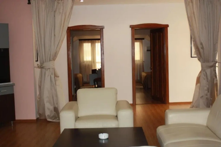 2 Bedrooms Suite