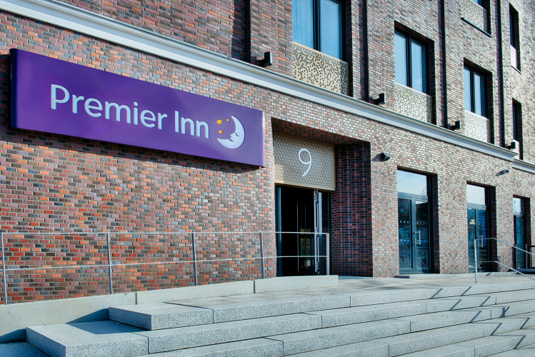 Premier Inn Lübeck City Stadtgraben - 呂貝克