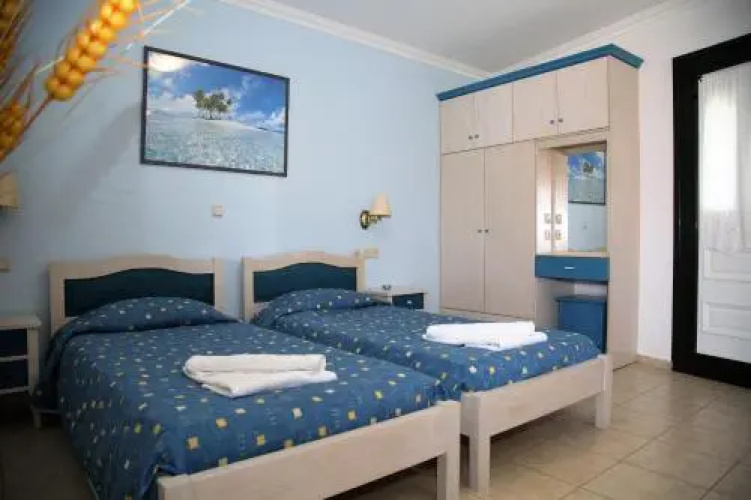 Helen Apartments & Studios