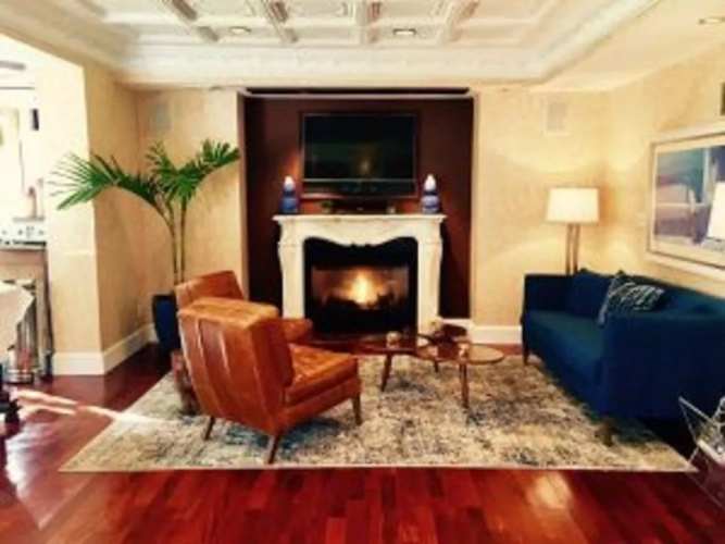 Chateau Inn and Suites