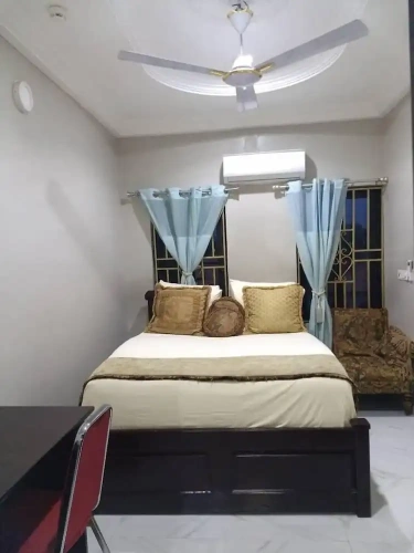Comfort room