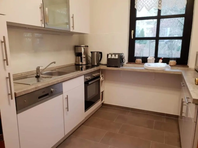 2 Bedrooms Cottage