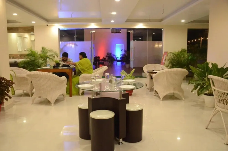 V Hotels
