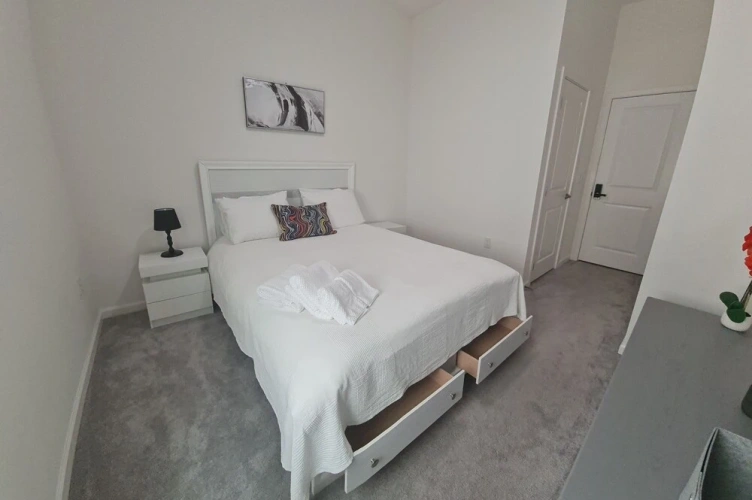 1 Bedroom Comfort room