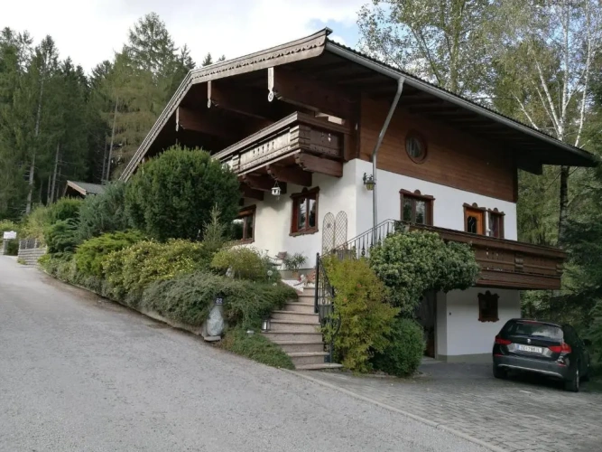 2 Bedrooms Cottage