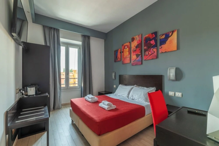 Deluxe Double room with city view