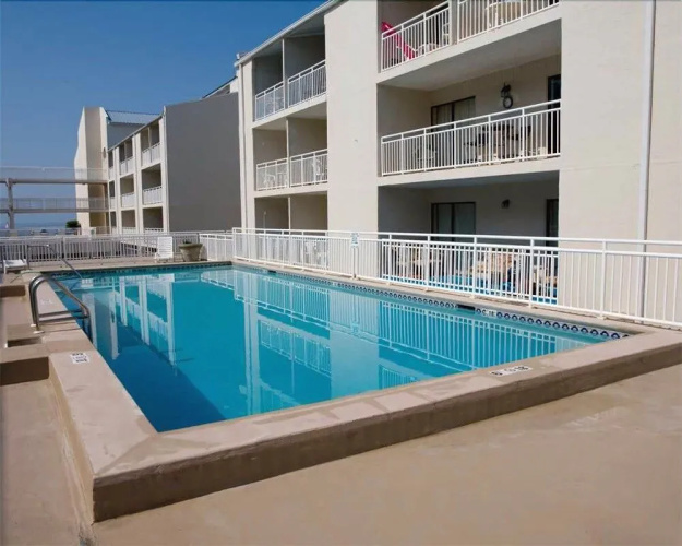 Sugar Beach 319 - 1 Br condo by RedAwning