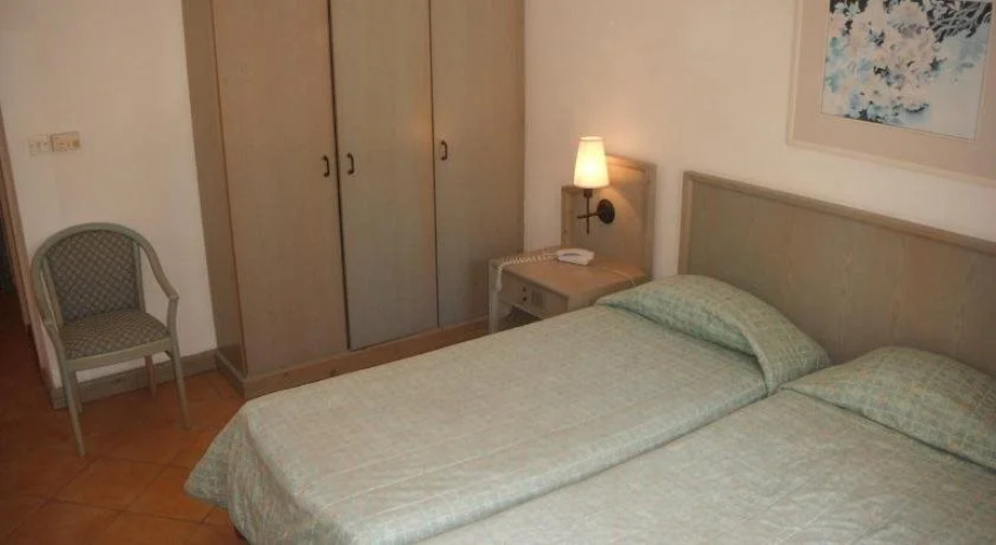 Comino Hotel