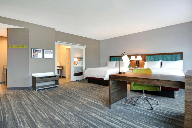 Quadruple Suite