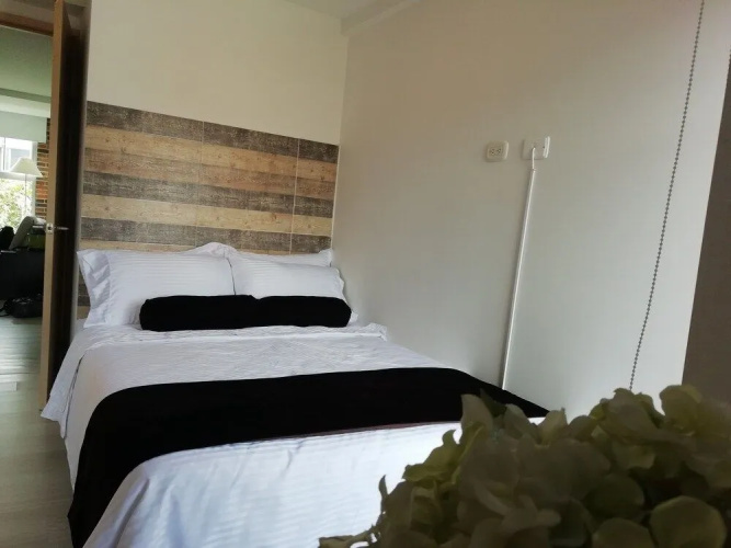 Apartasuites Laureles Cmc