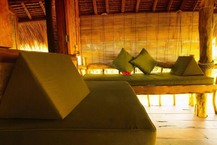 Flower Bud Bungalow