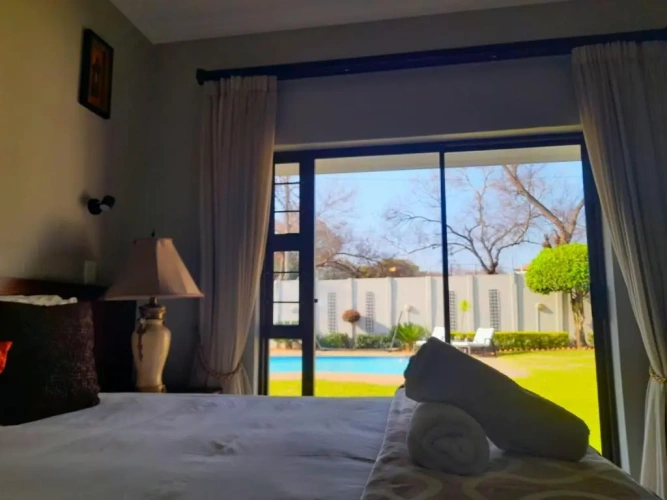 Deluxe Double room with pool view