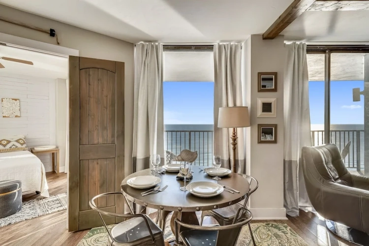 2 Bedrooms Standard room with balcony and with ocean view
