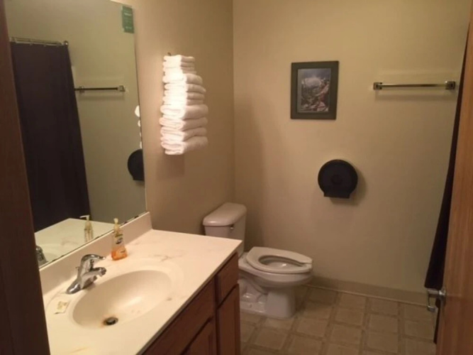 The Kingsley Suites